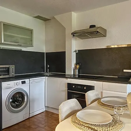 Bord De 5 Couchages *